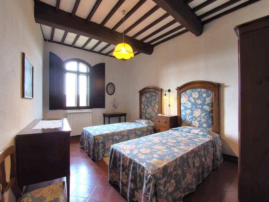 Castello Di Montalto Aparthotel คาสเตลนูโอโว เบราร์เดนกา ภายนอก รูปภาพ