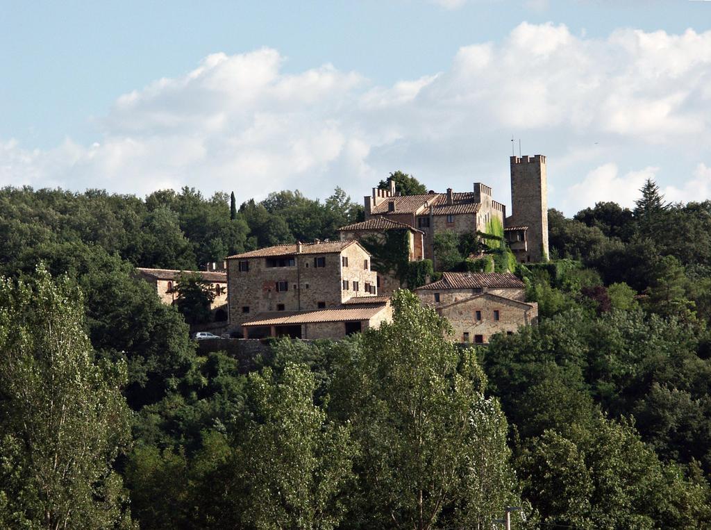 Castello Di Montalto Aparthotel คาสเตลนูโอโว เบราร์เดนกา ภายนอก รูปภาพ