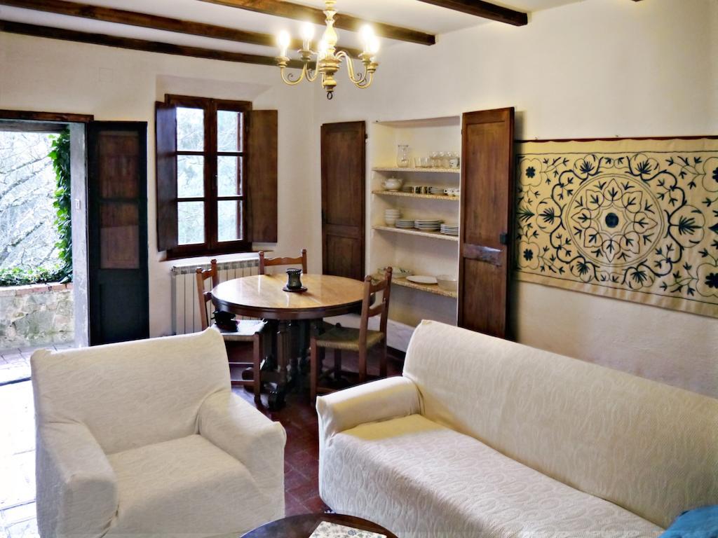 Castello Di Montalto Aparthotel คาสเตลนูโอโว เบราร์เดนกา ห้อง รูปภาพ